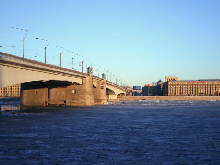 162.jpg - Мост Александра Невского ( на карте )